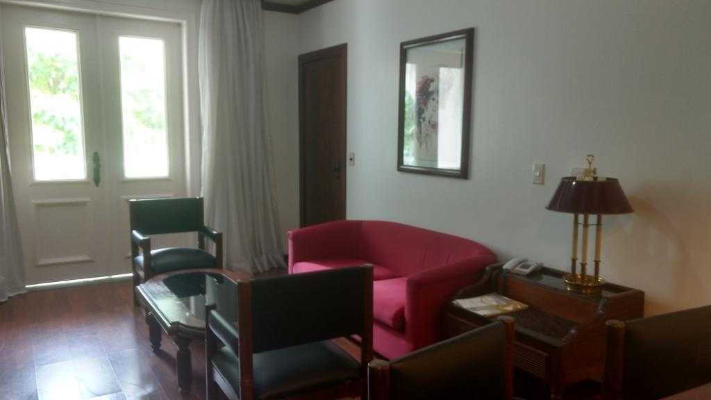 Hotel Tropical Манаус Екстер'єр фото The living room of the house